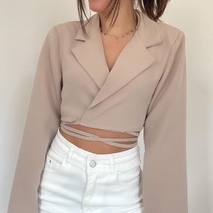 Blazer cropped lacci