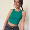 top verde smeraldo